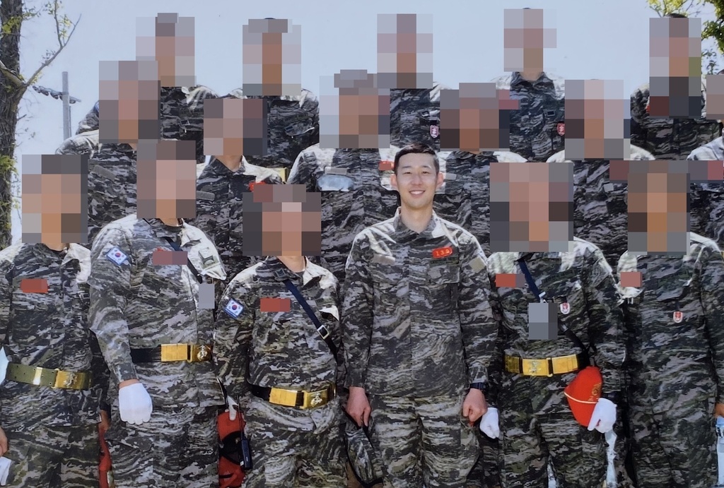 Son Heung-min anh 10