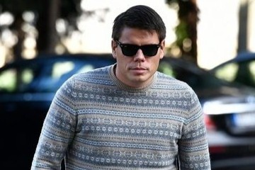 Cuu tuyen thu Croatia bi bat vi doa giet gia dinh vo hinh anh