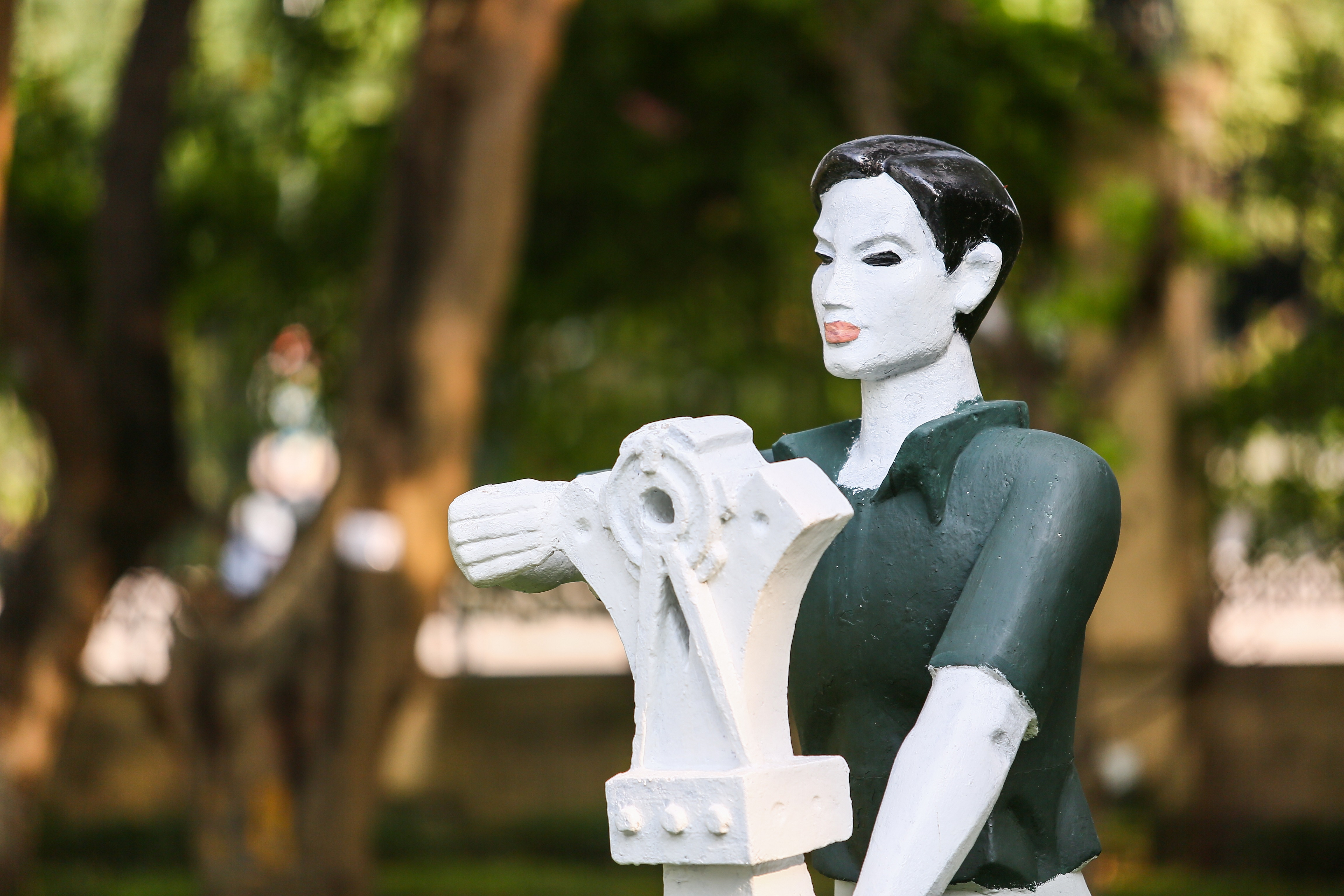 Tuong tai Cong vien Thong Nhat anh 2