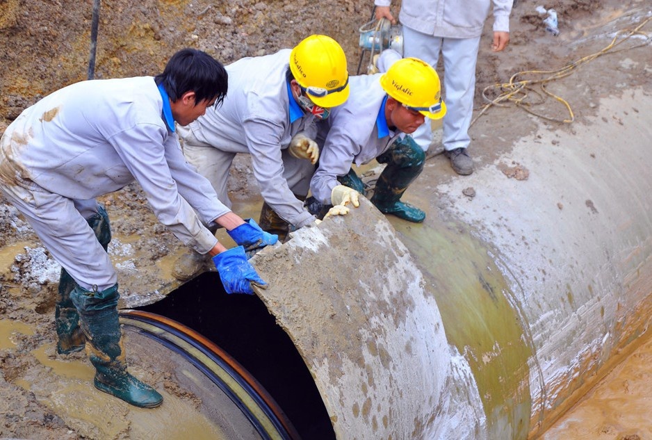 Duong ong nuoc sach song Da gap su co anh 1