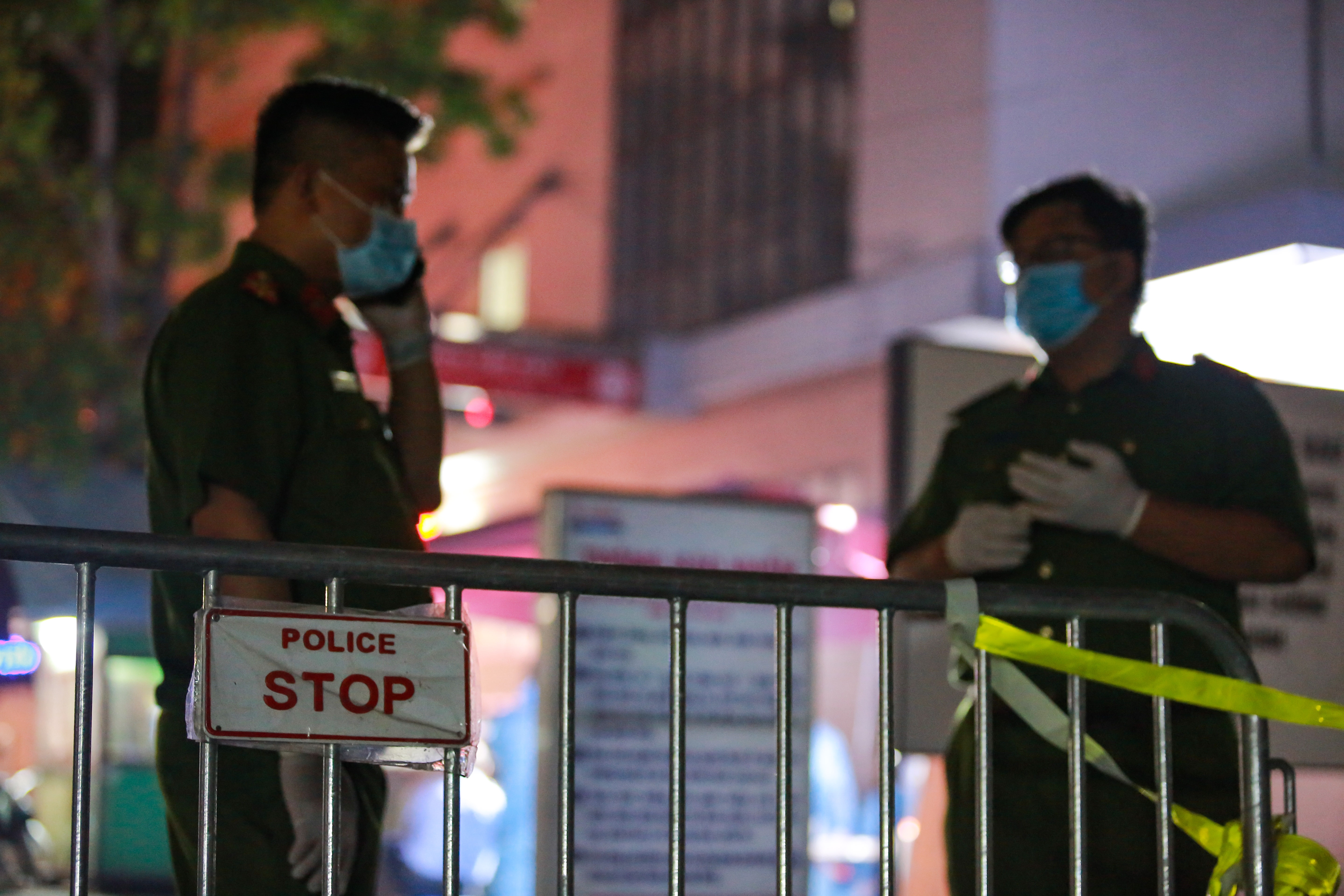 Phong toa Benh vien E anh 10