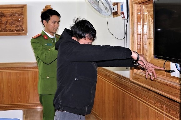 dung clip nong de tong tien anh 1