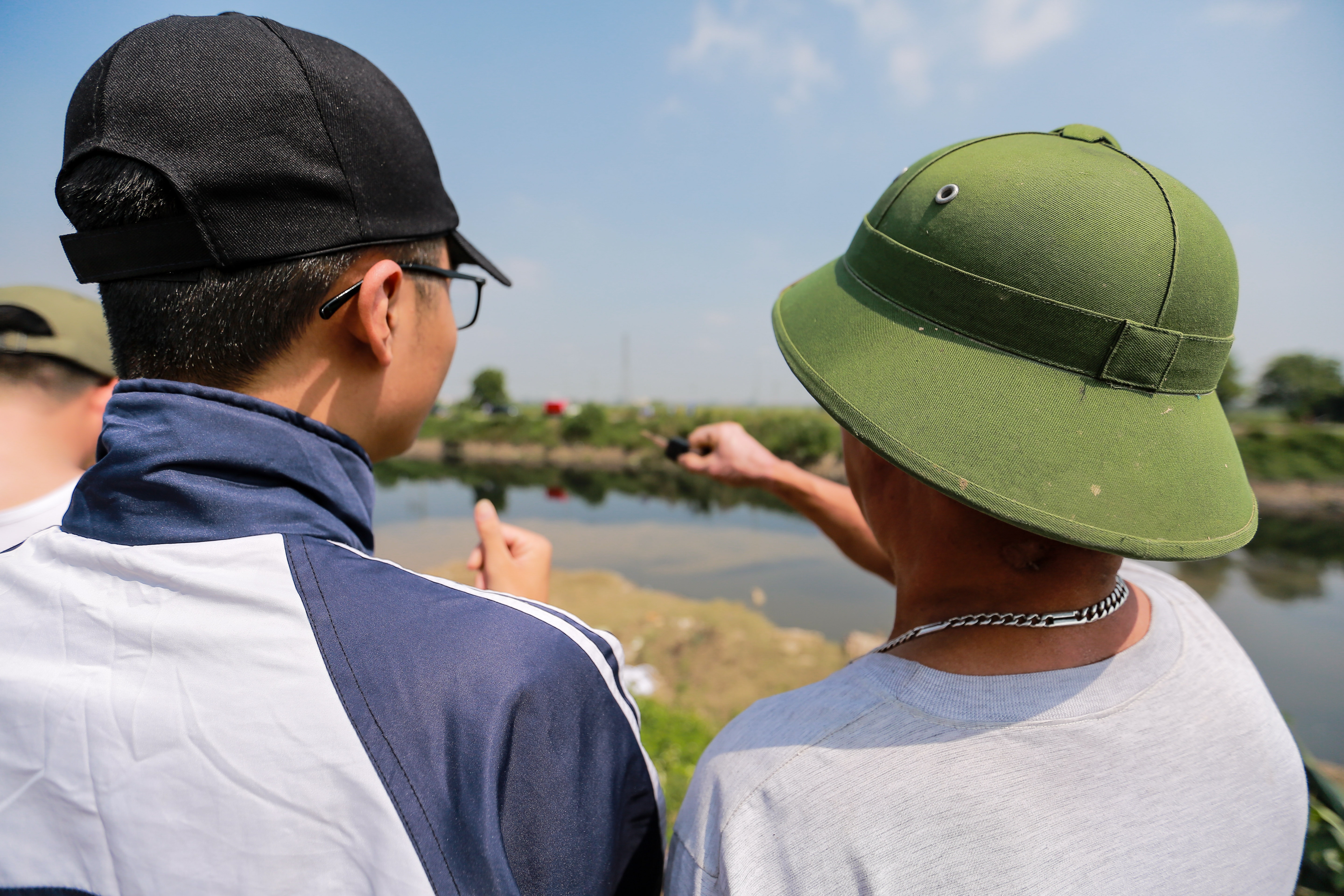 nu sinh mat tich anh 8