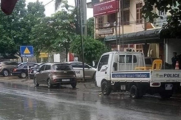 cướp ngân hàng ảnh 1 cuop ngan hang anh 1