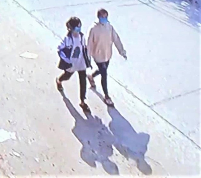 2 nu sinh lop 9 mat tich anh 1