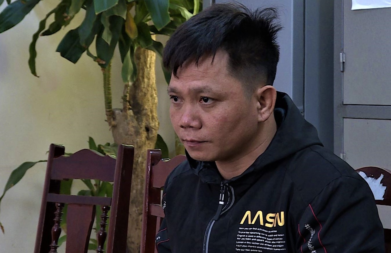 Bat qua tang nguoi dan ong tang tru hon 300 kg phao hinh anh