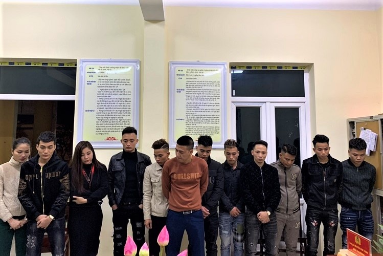 mung sinh nhat bang tiec ma tuy anh 1