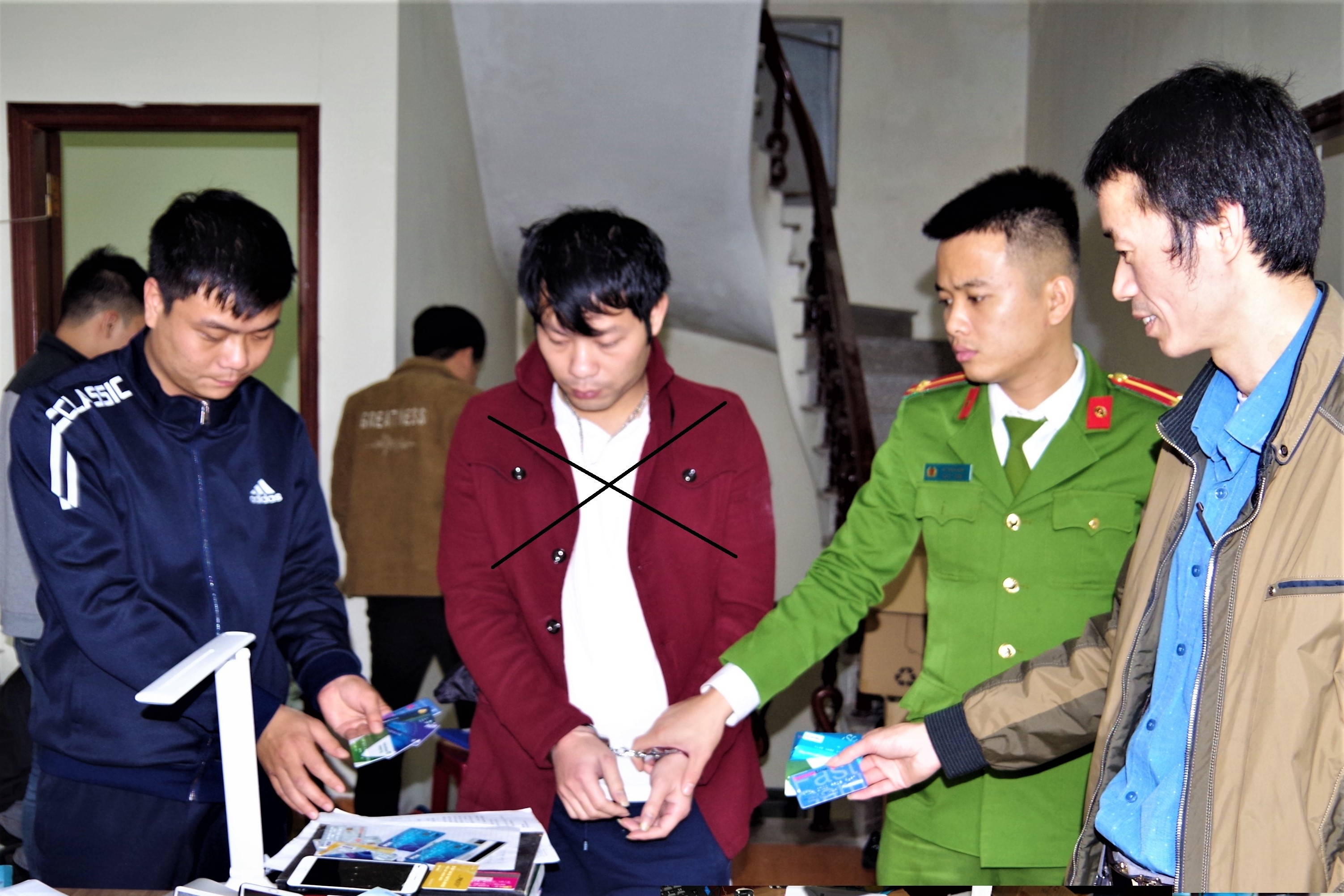 phá đường dây đánh bạc ảnh 1 pha duong day danh bac anh 1