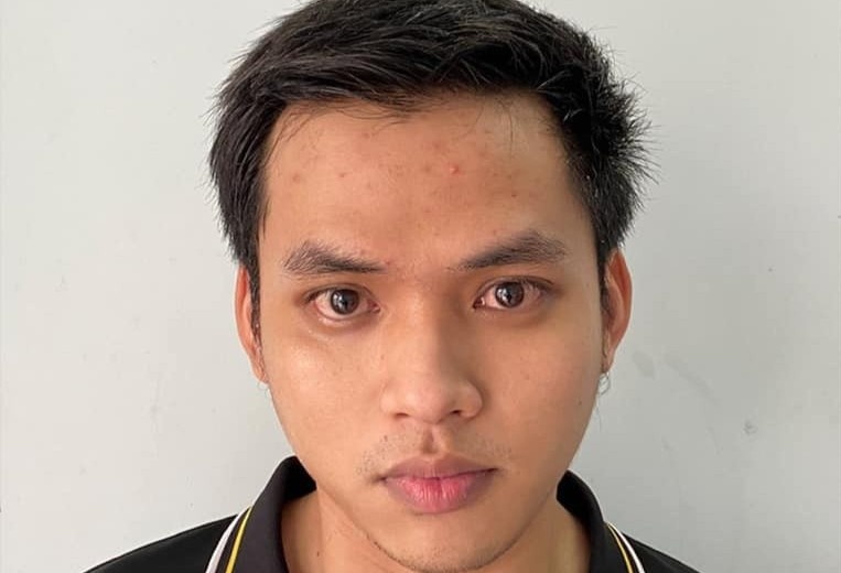 Lua ban ngoai te qua Facebook, chiem doat nua ty hinh anh