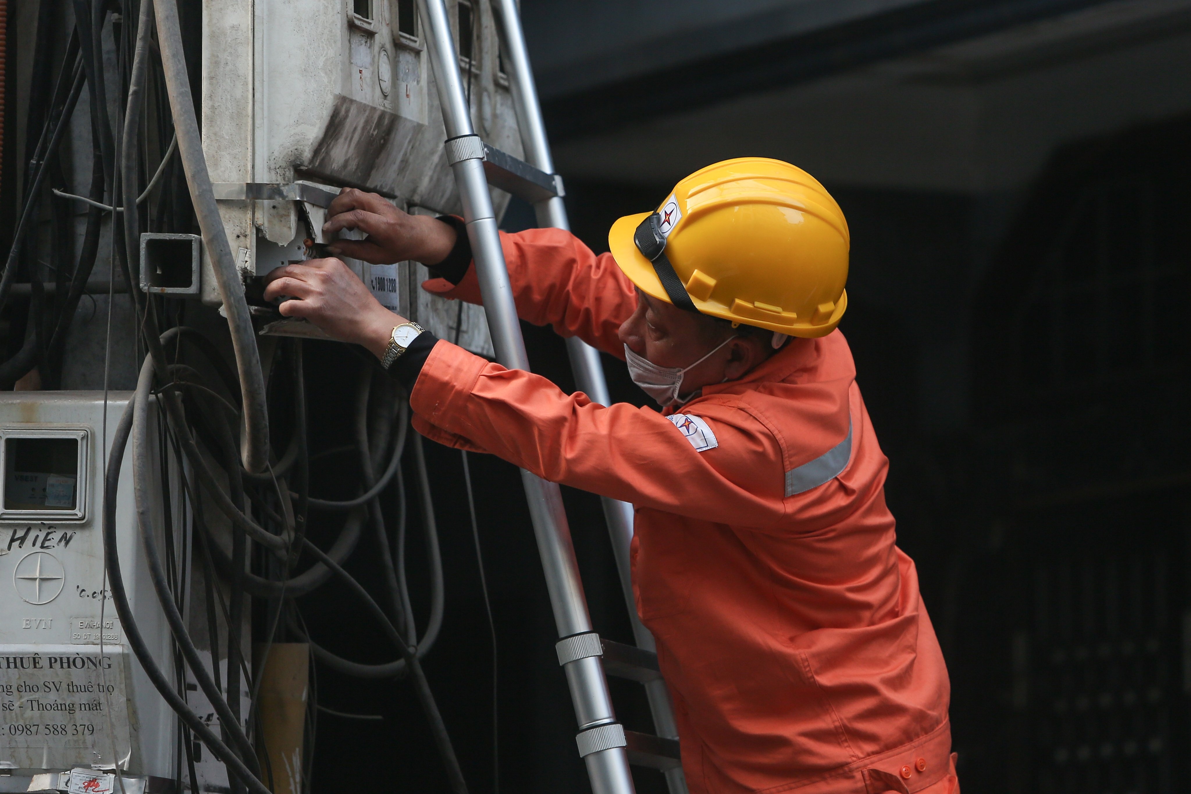 hoa hoan lam chet 4 nguoi anh 6