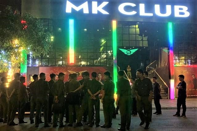 dùng ma túy trong quán bar MK Club ảnh 1 dung ma tuy trong quan bar MK Club anh 1