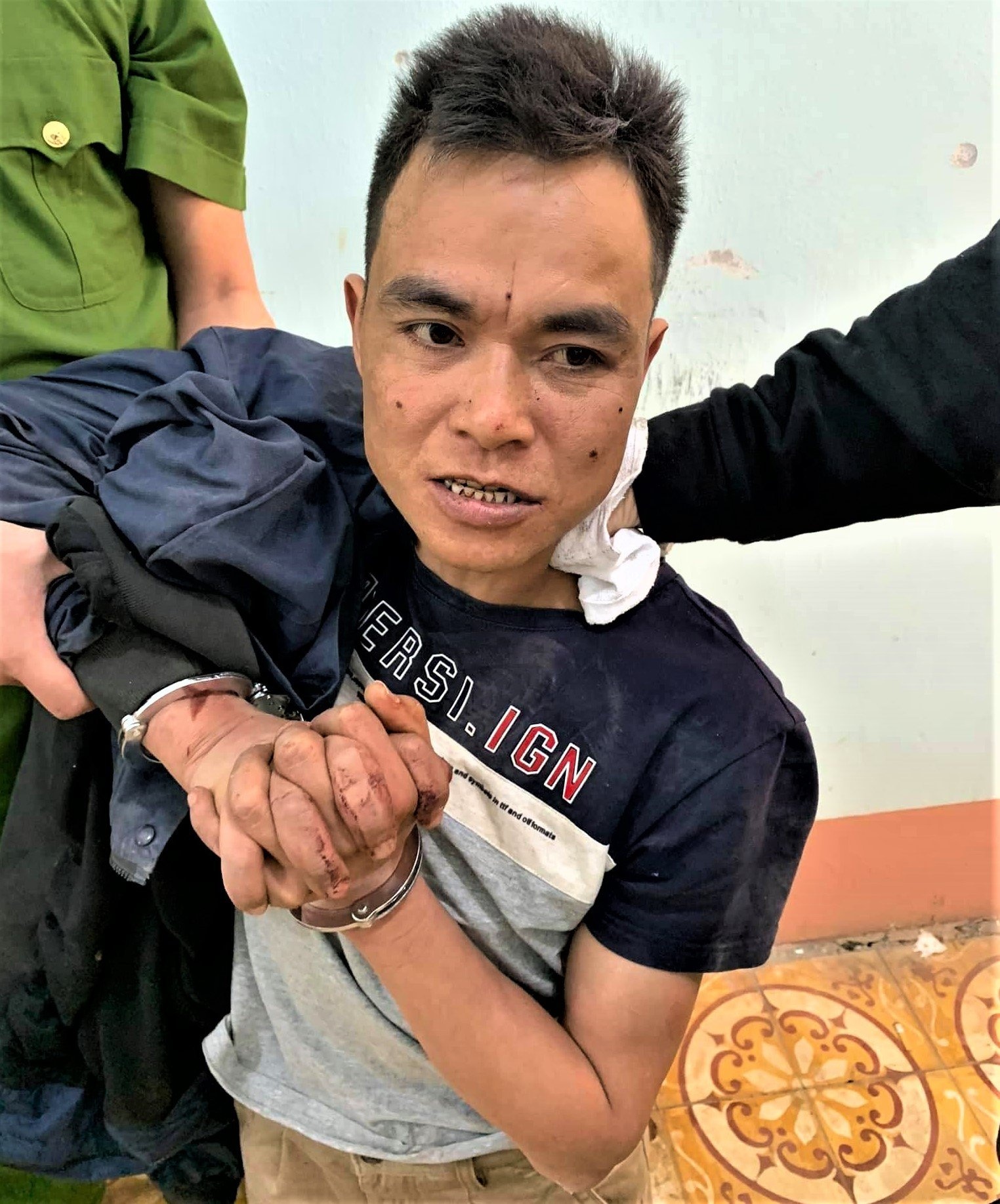 chém 2 người trong trường mầm non ảnh 1 chem 2 nguoi trong truong mam non anh 1