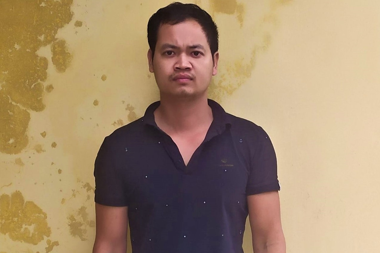 đốt đối thủ vì mâu thuẫn lúc cày ruộng ảnh 1 dot doi thu vi mau thuan luc cay ruong anh 1