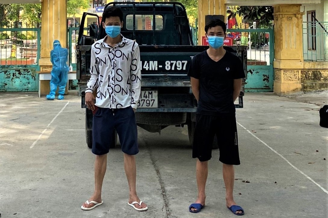 F1 de doa can bo khi bi yeu cau di cach ly tap trung hinh anh