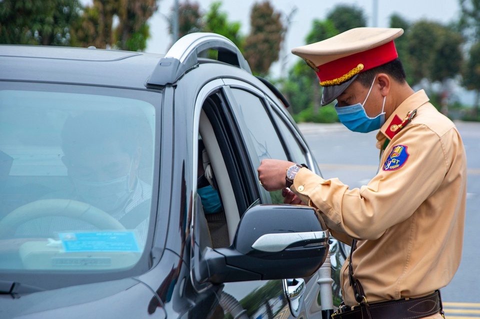 Mao danh doan tu thien de vuot chot kiem dich hinh anh