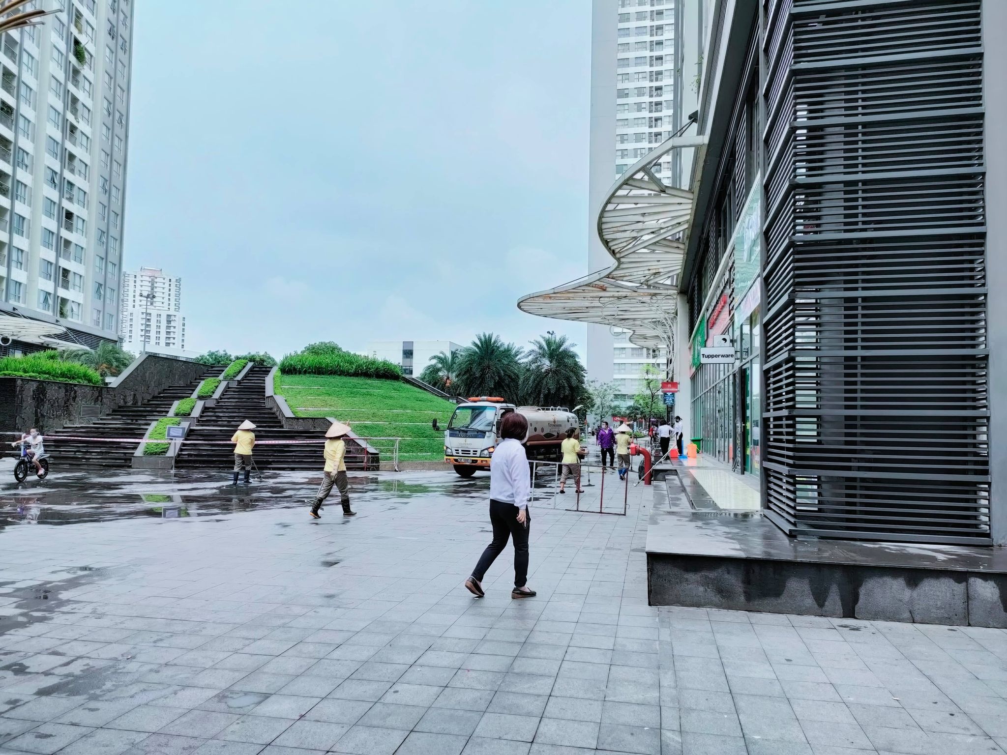 roi tu tang 18 Park 8 Times City anh 1