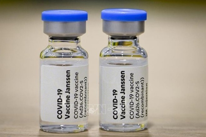 Vaccine Janssen duoc phe duyet cho nhu cau cap bach phong Covid-19 hinh anh
