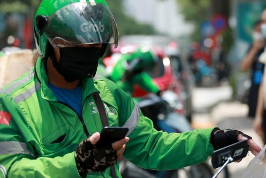 Bi khach 'bom' hang, shipper co duoc yeu cau boi thuong? hinh anh