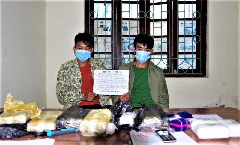 anh em ruot van chuyen 30.000 vien ma tuy anh 1