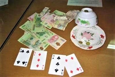 Nhom nguoi tu tap dot dich bi phat hon 43 trieu hinh anh