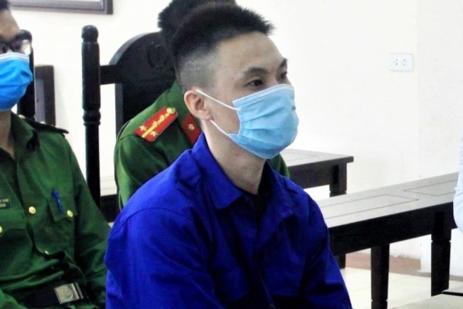 Dung sung ban nguoi tai tram BOT Kien Xuong, linh 14 nam tu hinh anh