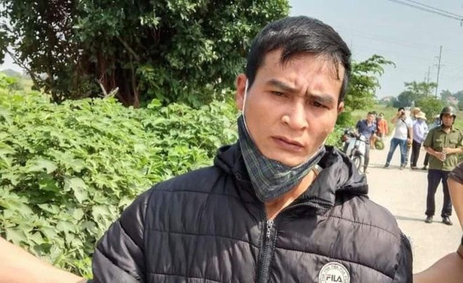 nu sinh hoc vien ngan hang mat tich anh 2