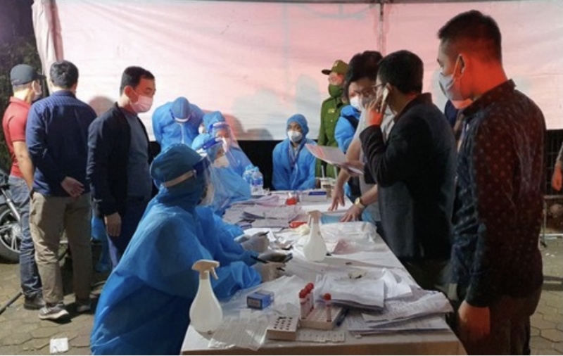 lam gia ket qua test nhanh anh 1