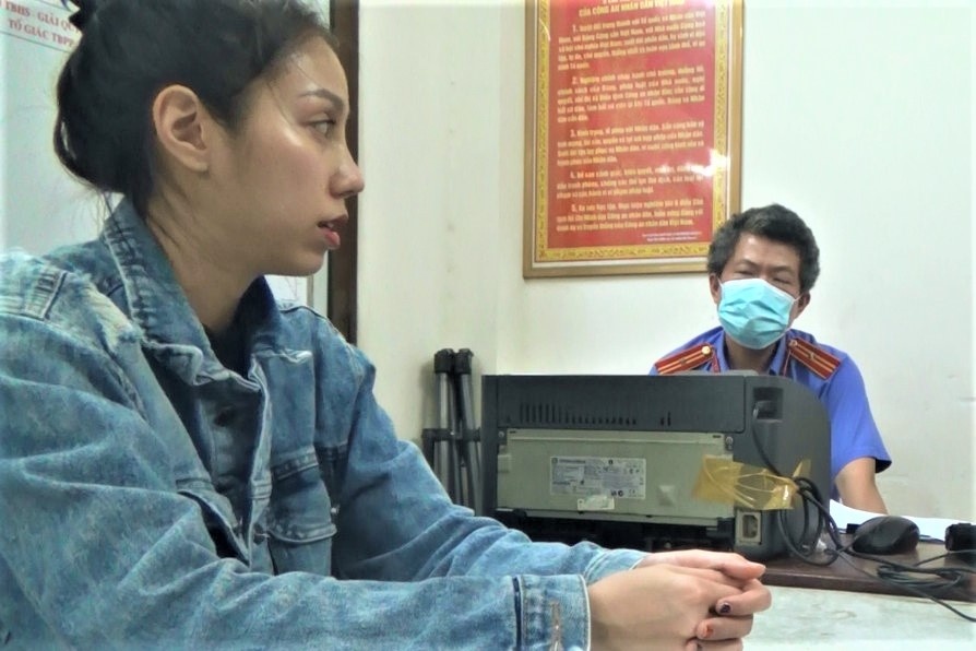bé gái 8 tuổi bị bạo hành ảnh 2 be gai 8 tuoi bi bao hanh anh 2