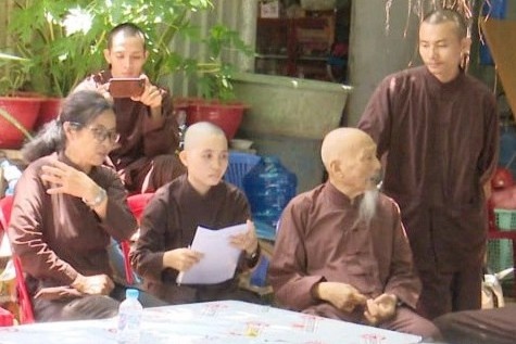 Hanh vi loan luan bi xu ly nhu the nao? hinh anh