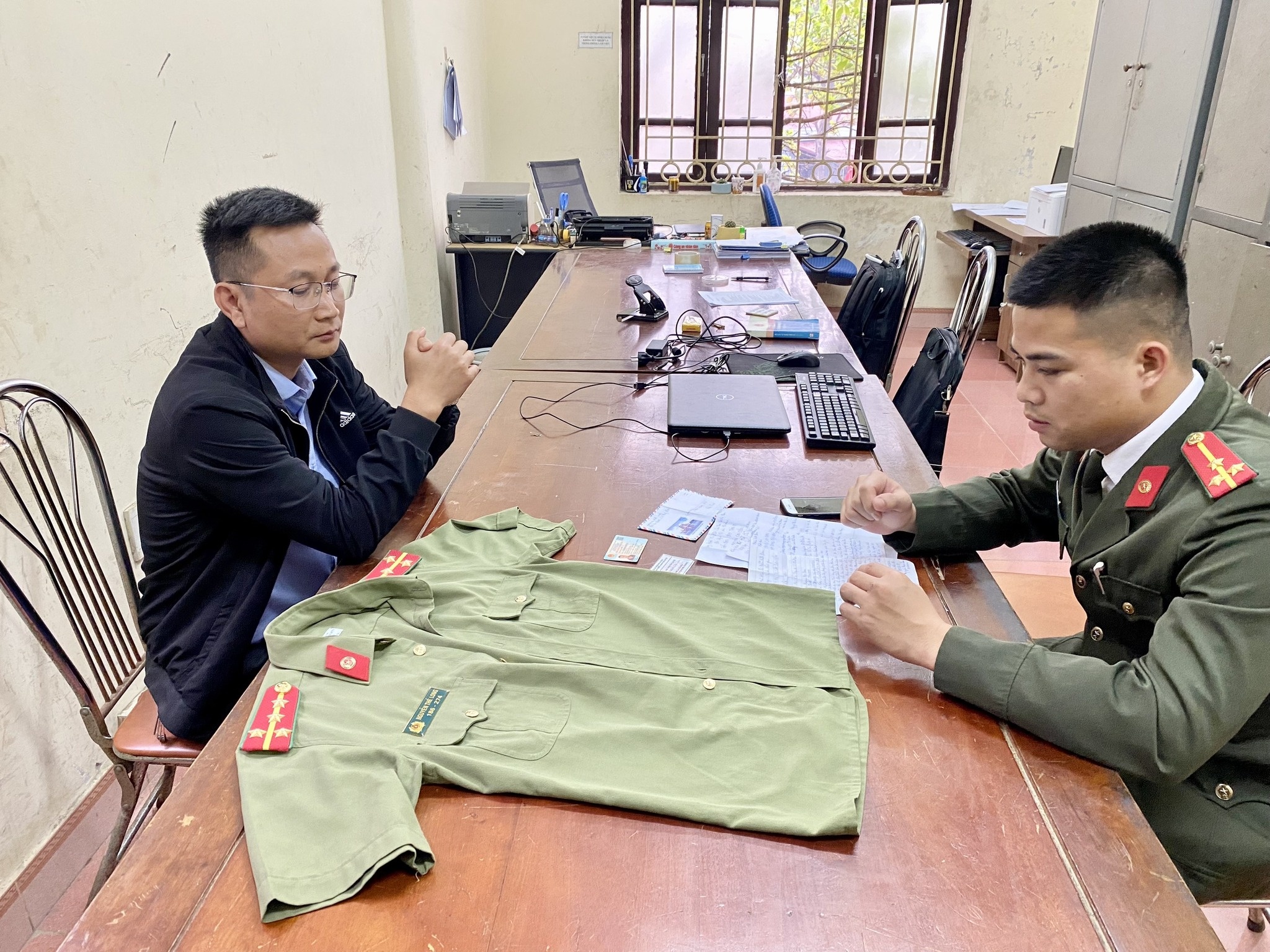 cong an dom lua dao anh 1