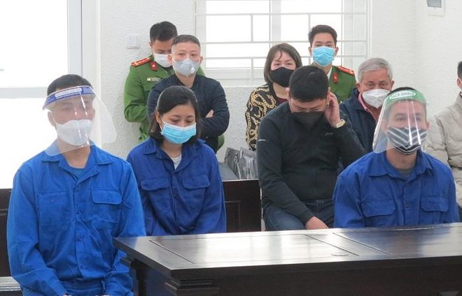 Mot an chung than trong vu au da tai quan an dem o Ha Noi hinh anh