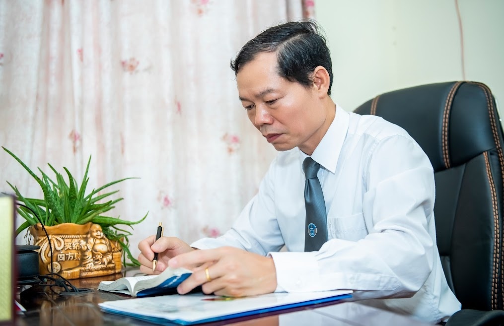 kiem tra dien thoai cua nguoi khac anh 1