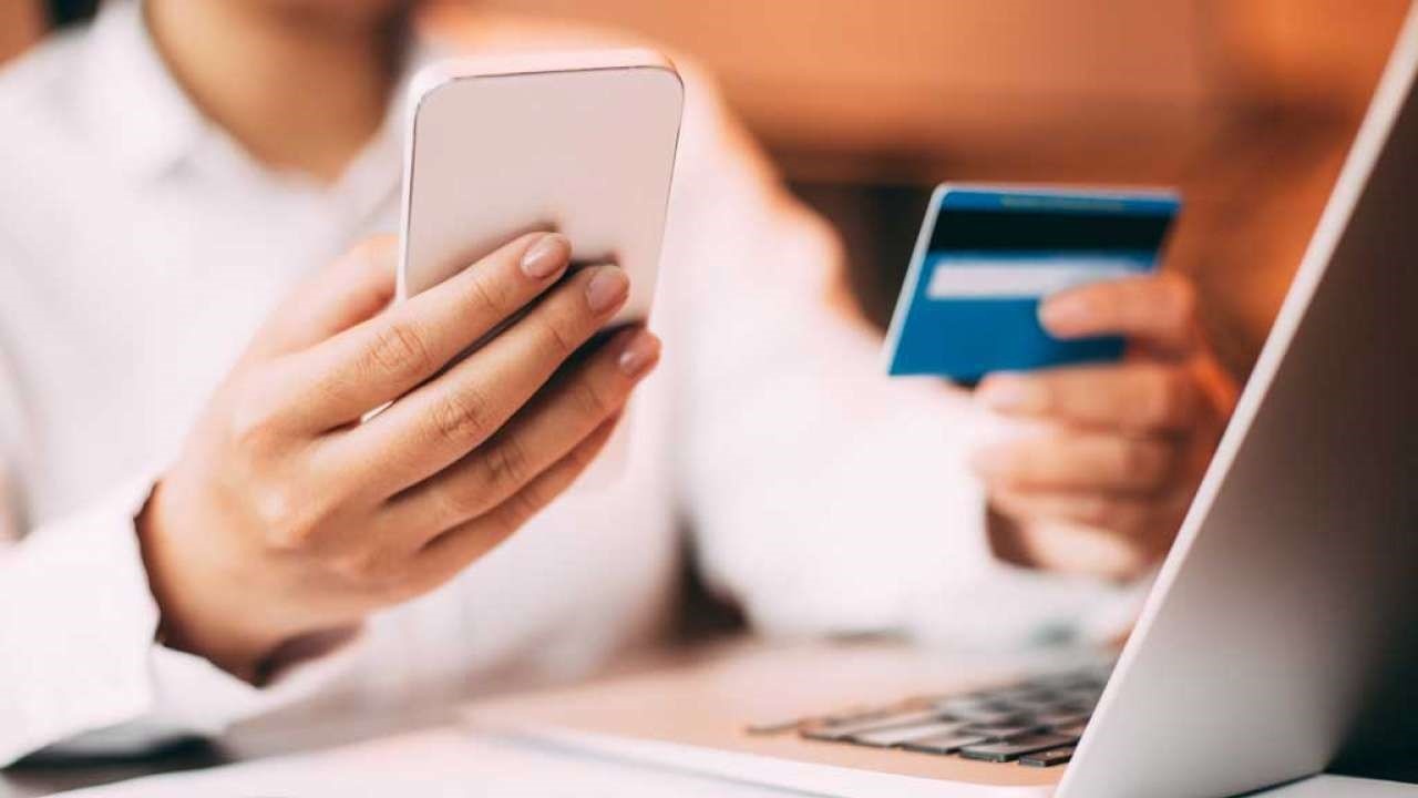 Nu sinh vien bong dung thanh kenh rua tien cho toi pham hinh anh