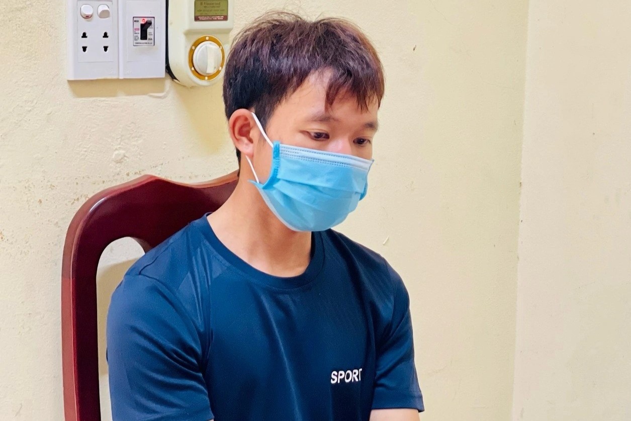 Thanh nien du do nu sinh 13 tuoi bo nha ra di hinh anh