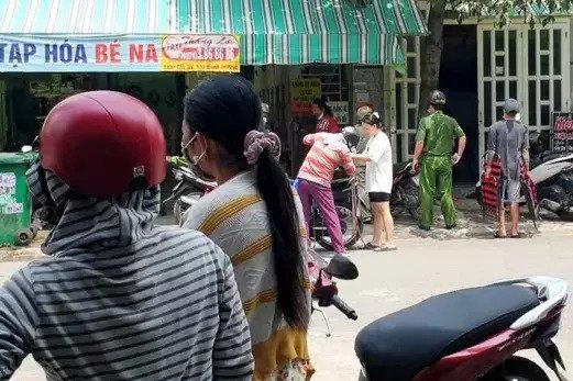 co gai bi danh chet anh 1