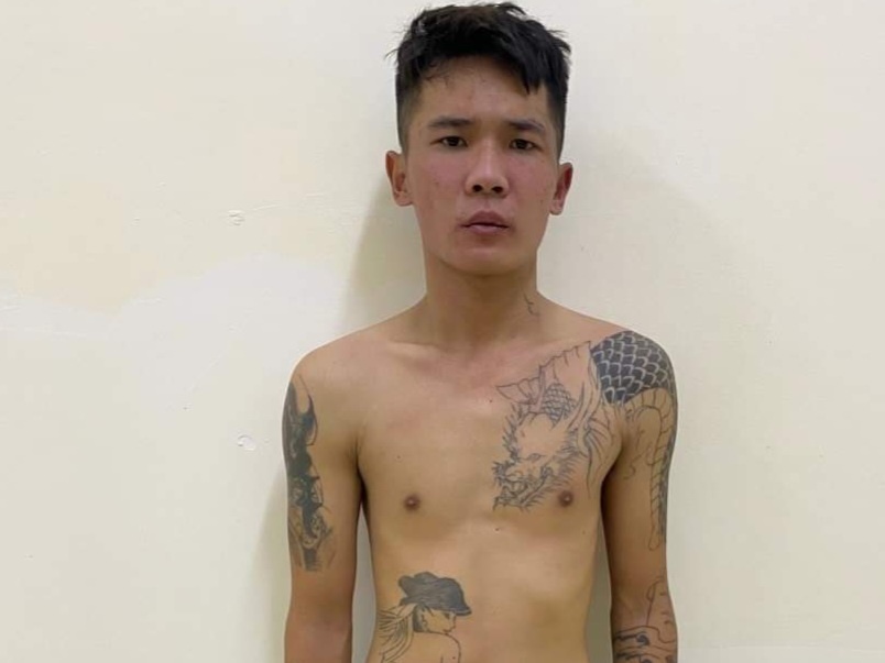 Cap vo chong bi cuop tai san tai lan thu mua phe lieu hinh anh