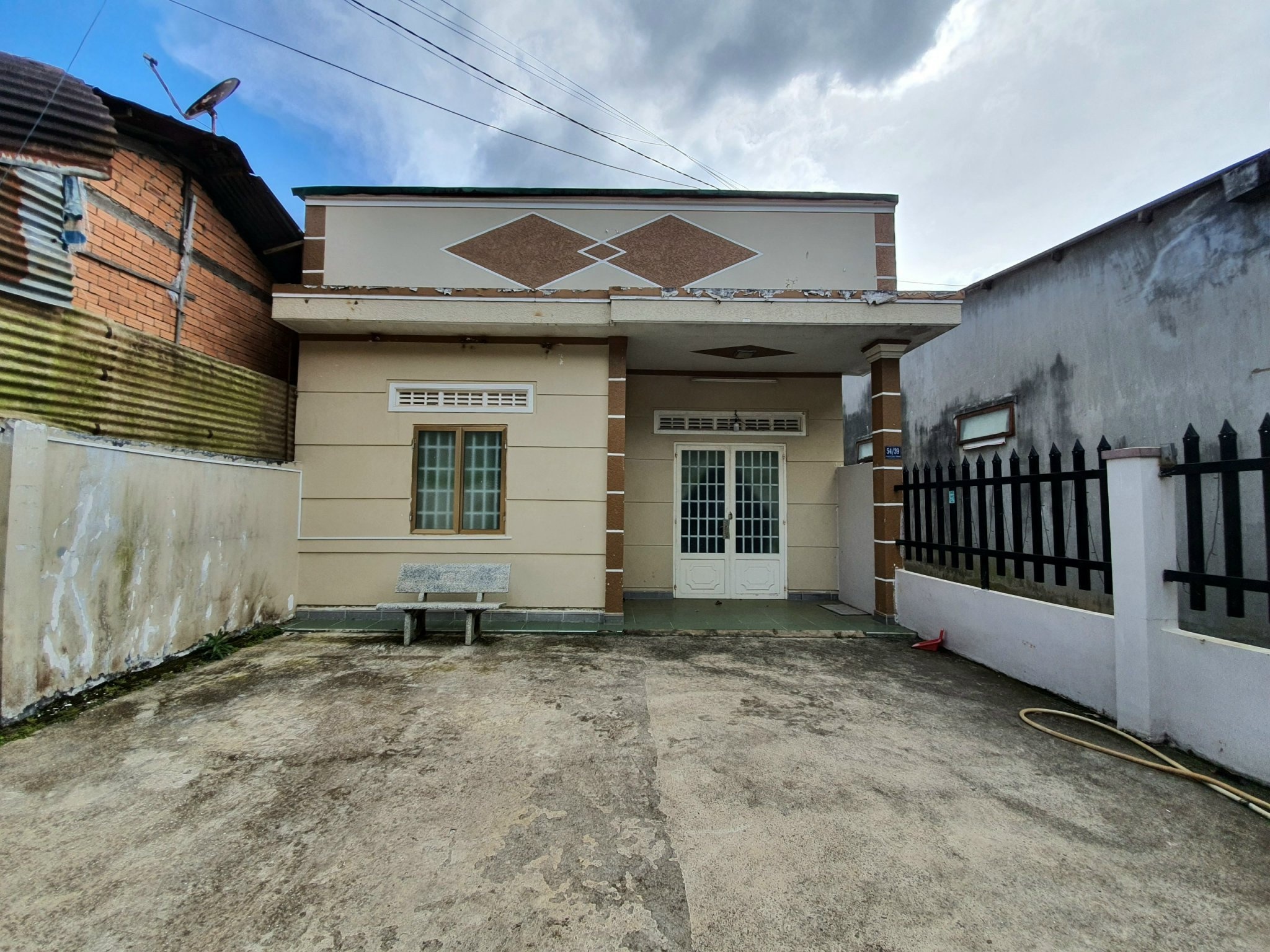 dot xac be trai anh 1