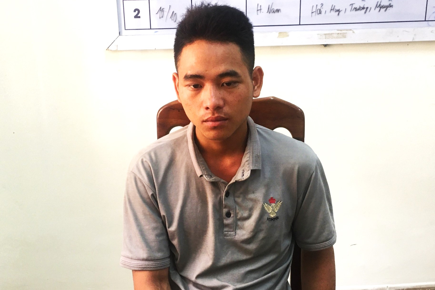 Con re dung dao sat hai me vo o Cao Bang hinh anh