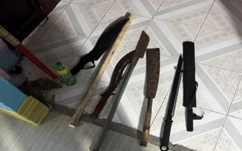 Khoe chien tich gay an len mang, nhom thanh nien ve Dong Nai lan tron hinh anh