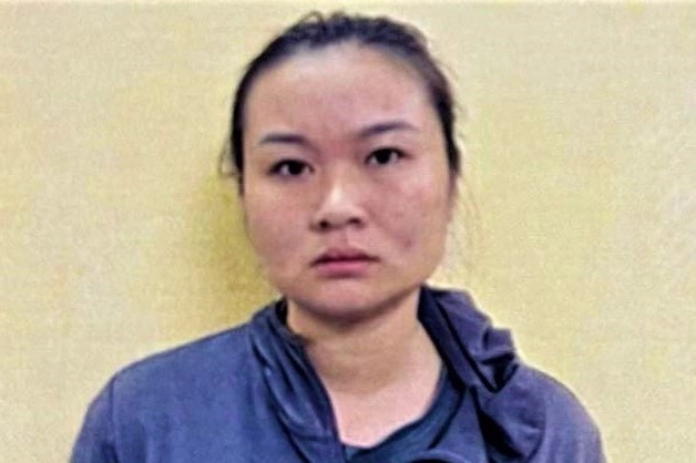 Lien tiep len vao dam cuoi trom phong bi hinh anh