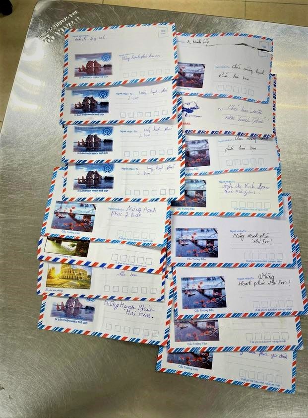 trom tien mung cuoi anh 1