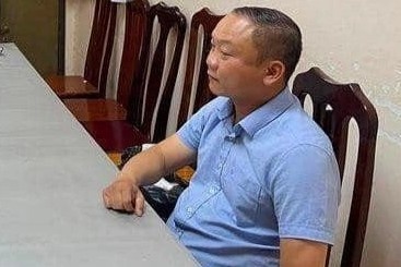 Chieu tro cua nguoi dan ong tron truy na 11 nam hinh anh