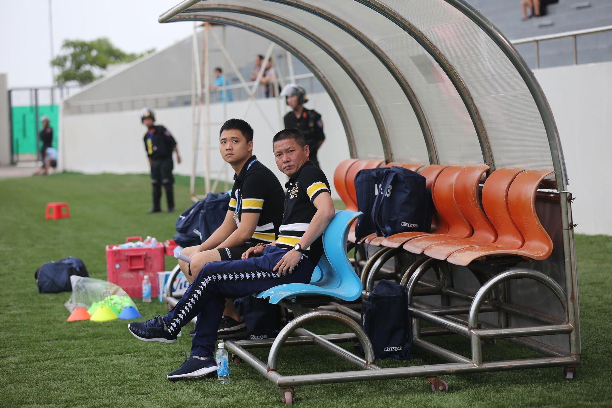 HLV Chu Dinh Nghiem: ‘Con qua som de noi ve chuc vo dich cua Ha Noi’ anh 1