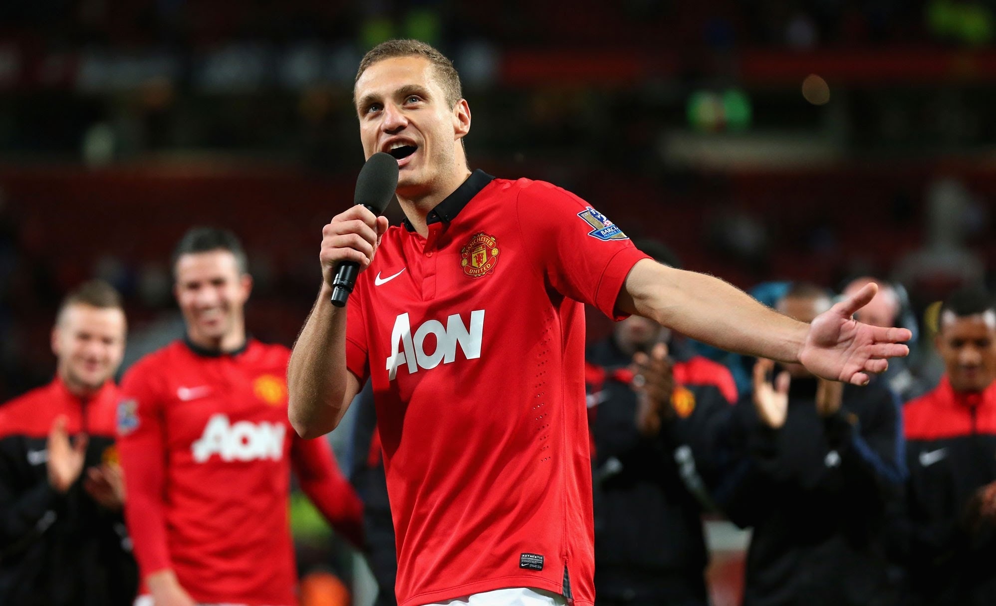 Vidic: '10 nam truoc, MU khong bac nhuoc nhu the nay' hinh anh