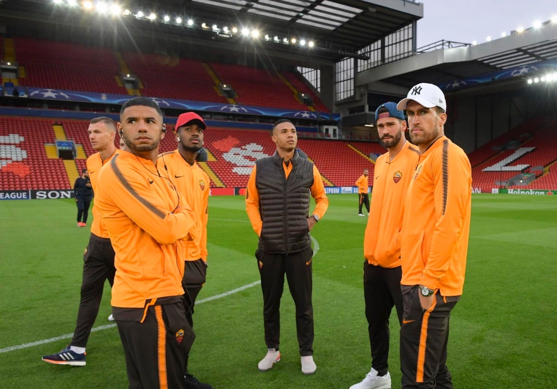 'Xong dat' Anfield, Roma san sang tu chien voi Liverpool hinh anh