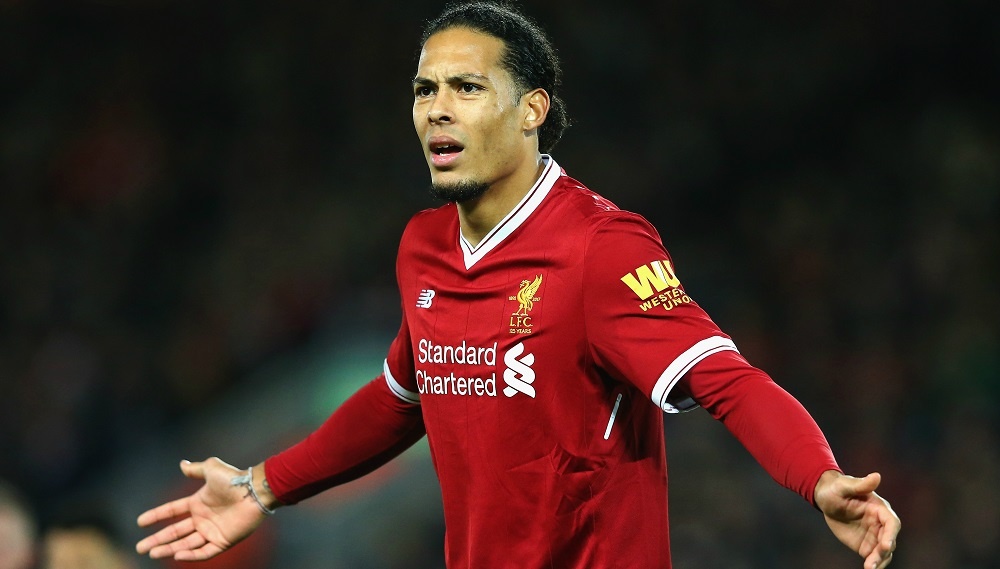 Cham diem Liverpool 5–2 Roma: Diem 10 cho Salah,  Firmino anh 4