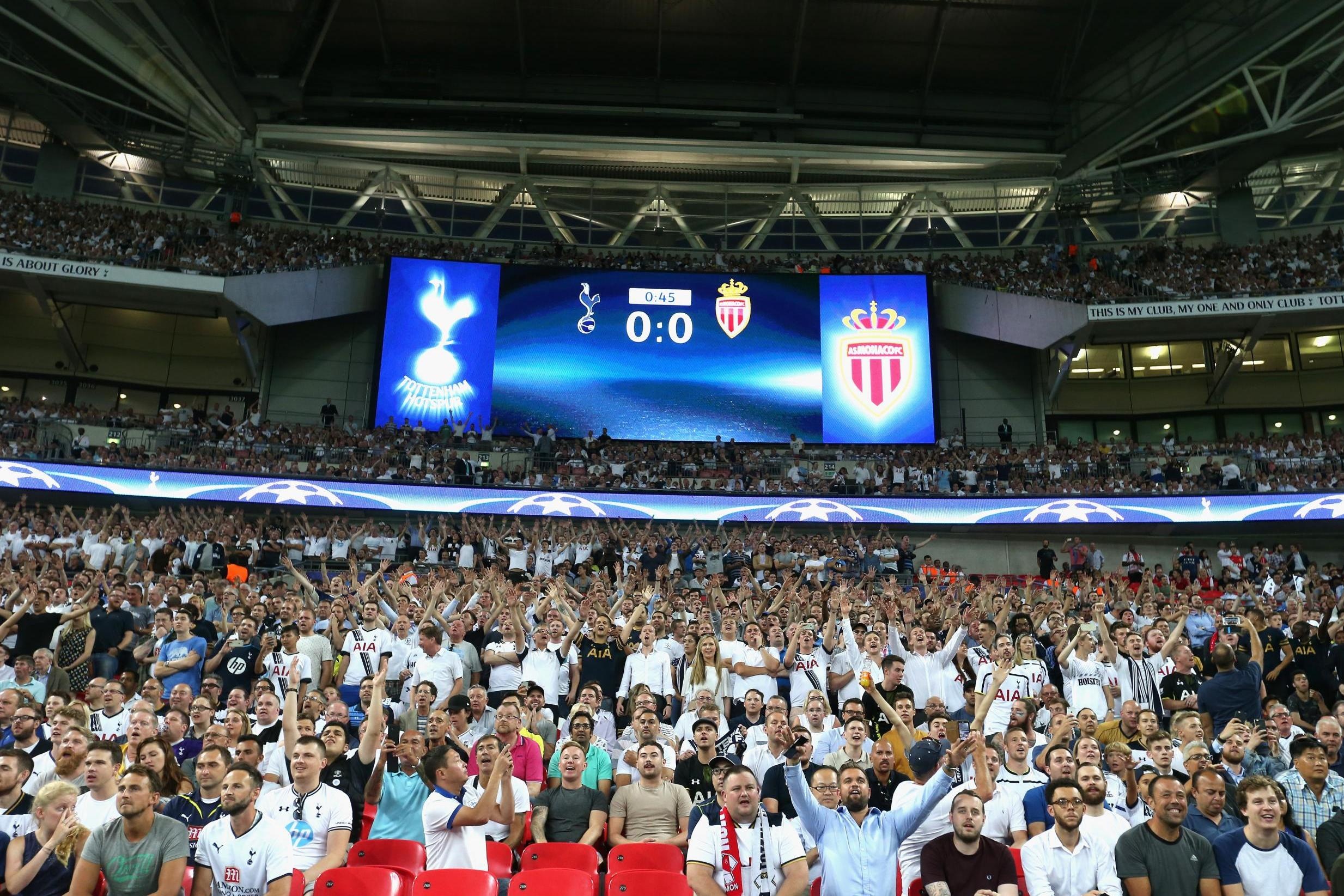 FA chuẩn bị bán sân Wembley cho ông chủ CLB Fulham ảnh 2 FA chuan bi ban san Wembley cho ong chu CLB Fulham anh 2