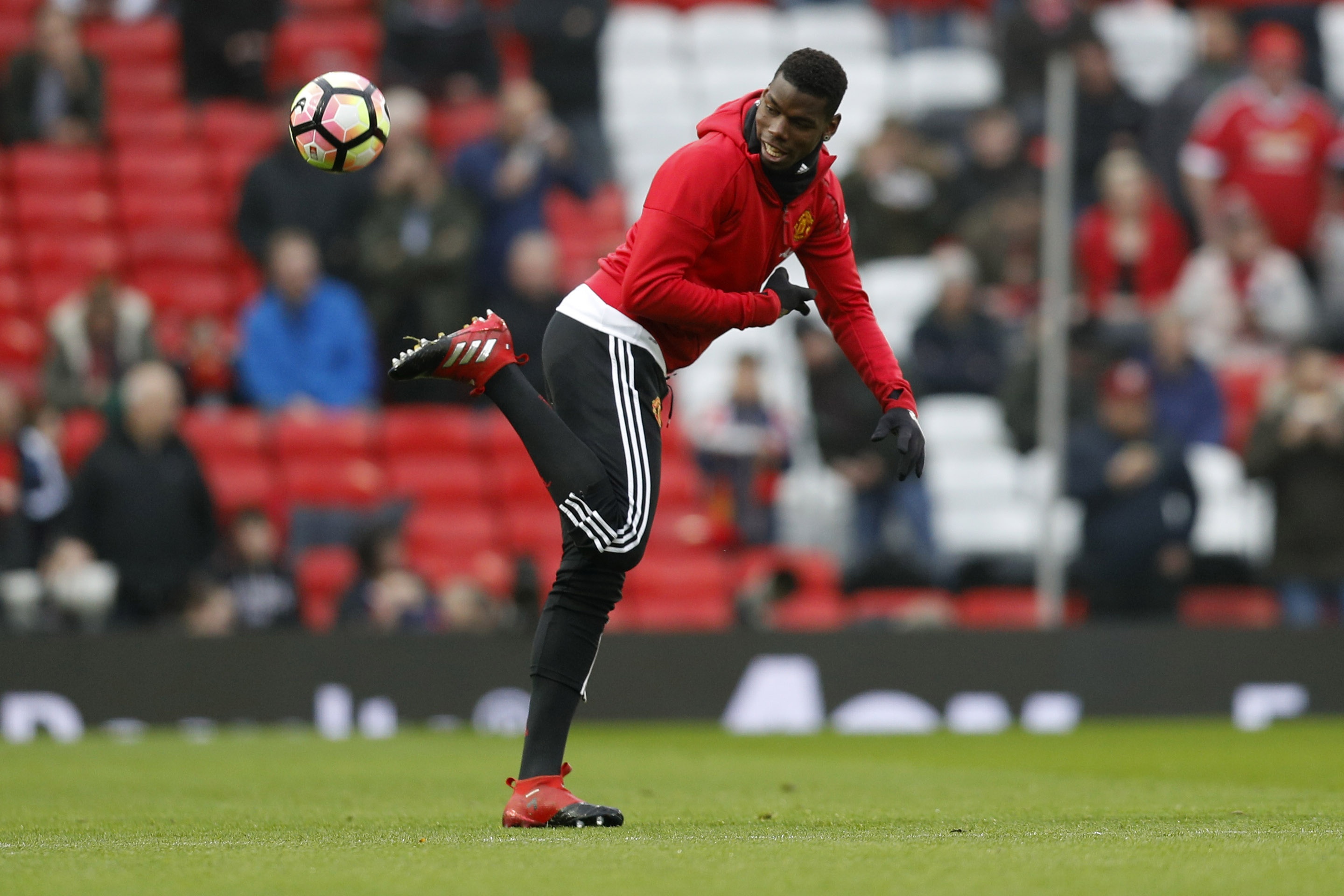 'Pogba chi duoc danh gia cao khi ghi ban,  kien tao khong ngung?' anh 1