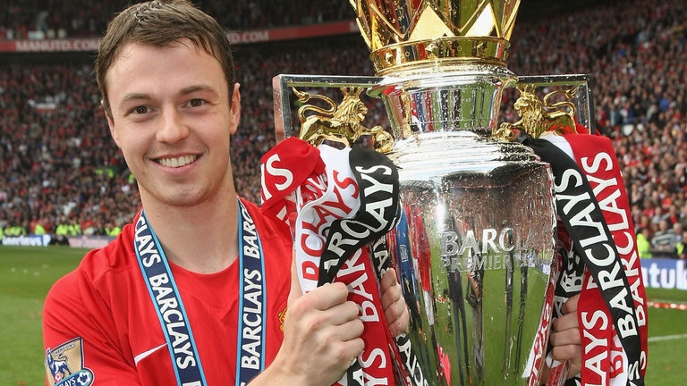 MU, Arsenal gianh giat trung ve 3 trieu bang hinh anh