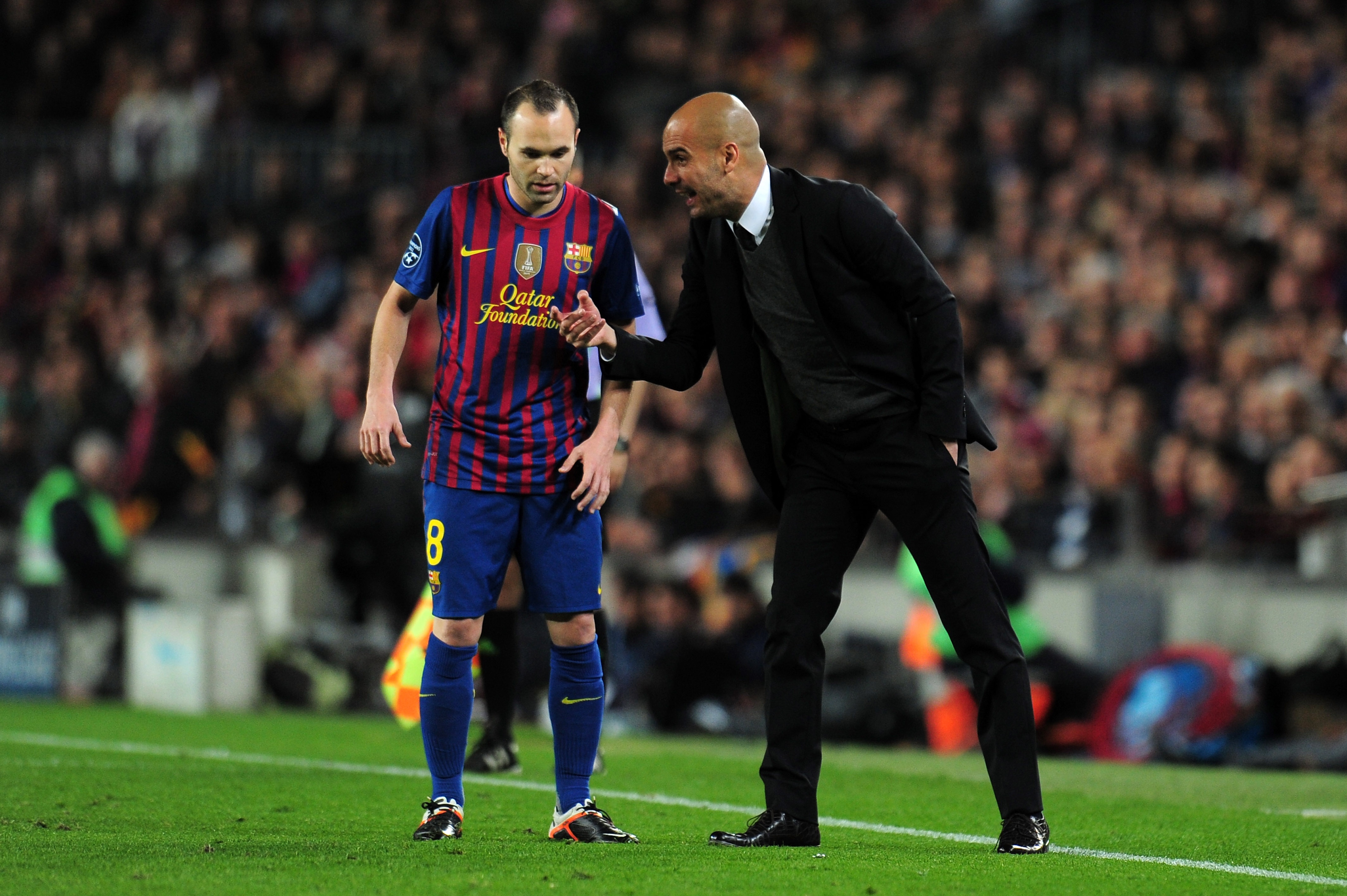 Pep Guardiola: ‘Man City muon Iniesta la thong tin doi tra' hinh anh